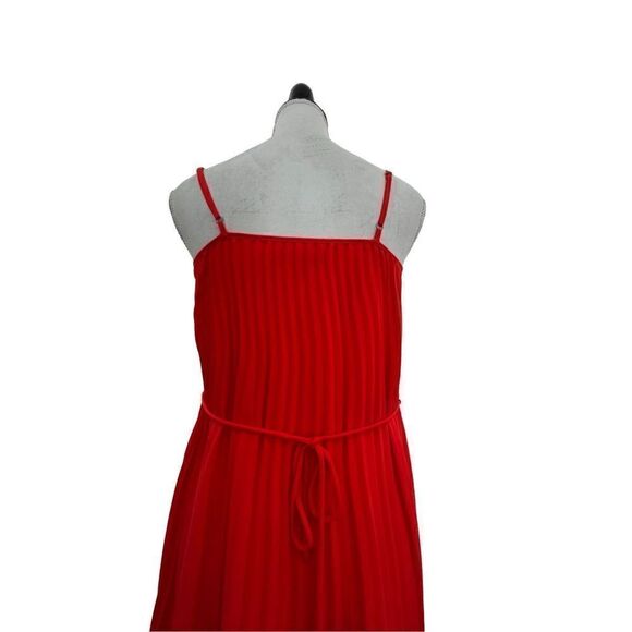 Banana Republic, red Christmasy accordion folded fabric, chiffon maxi size 0 fla - Picture 7 of 16